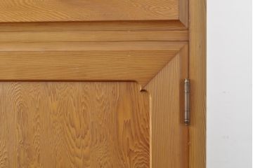 中古　民芸家具　屋久杉を贅沢に使用した木の温もりあふれる重ね箪笥(衣装箪笥、引き出し、チェスト)(R-055684)