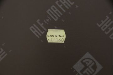 中古　超美品　最高級イタリア家具　ユーロ・カーサ取り扱い　Alf DaFre　洗練された佇まいが美しいサイドボード(キャビネット、戸棚、収納棚)(R-055686)