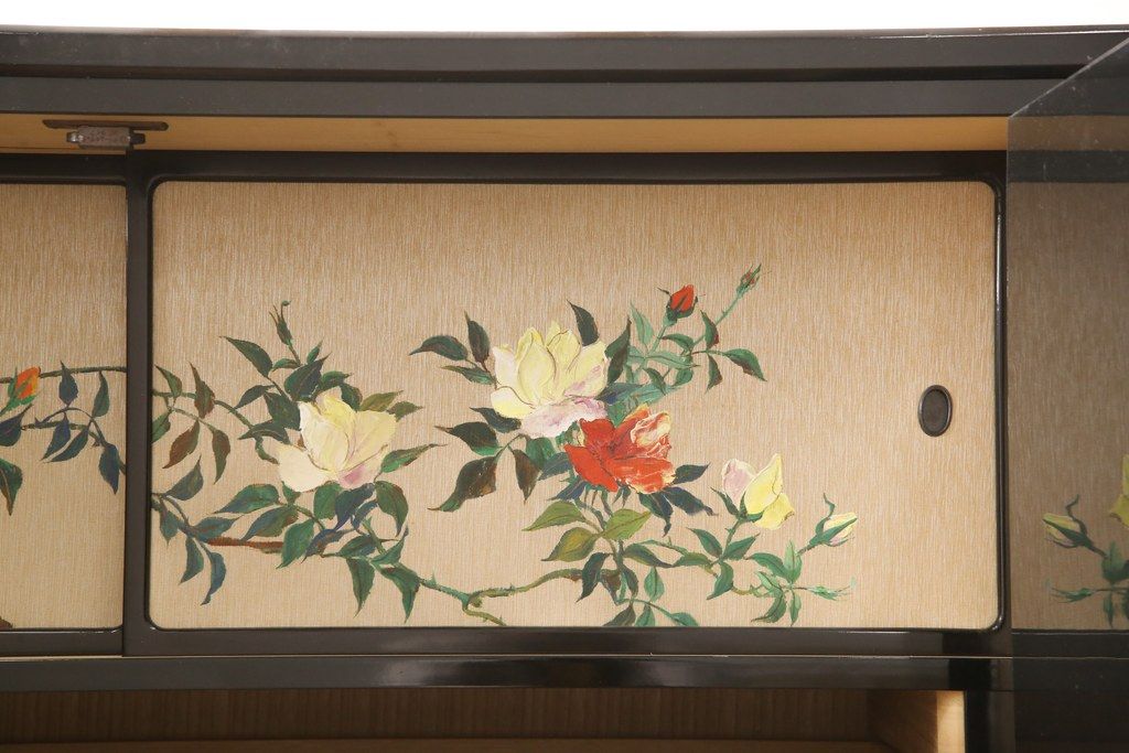 希少! 和製ビンテージ 尾形光琳? 紅白梅図を思わせる図柄が目を引く高級和箪笥(着物箪笥、衣装箪笥、ワードローブ、ヴィンテージ)(R-055691)