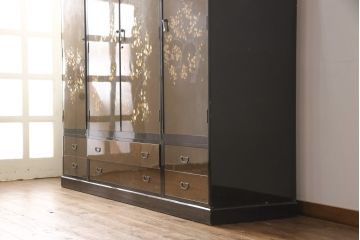 希少! 和製ビンテージ 尾形光琳? 紅白梅図を思わせる図柄が目を引く高級和箪笥(着物箪笥、衣装箪笥、ワードローブ、ヴィンテージ)(R-055691)