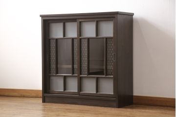 ラフジュ工房オリジナル　古建具リメイク　和モダンな雰囲気を盛り立てる収納棚(戸棚、キャビネット)(R-055692)