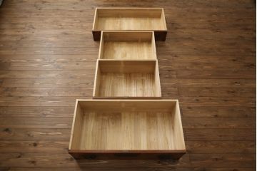 中古　美品　岩谷堂箪笥　力強い杢目が魅力的な収納箪笥(和箪笥、整理タンス、引き出し、チェスト)(R-055699)