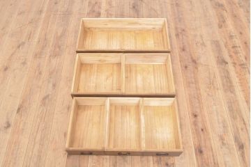 和製ビンテージ　縁・桑材の上手物!!　総桐材　上品な和の趣を感じさせる小箪笥(チェスト、桐たんす、収納箪笥、和タンス、整理箪笥、ヴィンテージ)(R-055704)