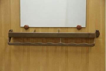 中古　屋久杉　密に詰まった杢目が美しいワードローブ(洋服タンス、収納棚、衣装箪笥)(定価約70万円)(R-055705)