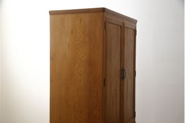 中古　屋久杉　密に詰まった杢目が美しいワードローブ(洋服タンス、収納棚、衣装箪笥)(定価約70万円)(R-055705)
