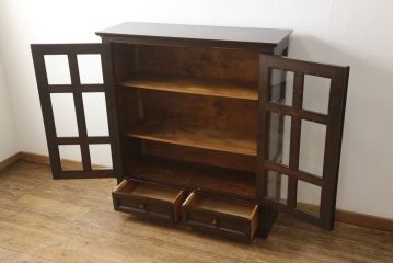 中古　美品　松本民芸家具　特注品　洋の雰囲気を感じるA型面取書棚(ブックケース、本箱、キャビネット)(R-055714)