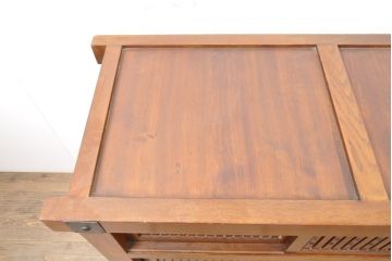 中古　美品　上手物!　栗材　凝ったつくりが目を引く趣ある水屋箪笥サイドボード(収納箪笥、重ね箪笥、食器棚、収納棚)(R-055716)