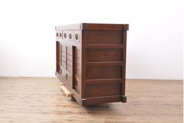 中古　美品　上手物!　栗材　凝ったつくりが目を引く趣ある水屋箪笥サイドボード(収納箪笥、重ね箪笥、食器棚、収納棚)(R-055717)