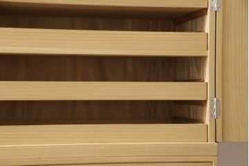 和製ビンテージ　美品　京都　宮崎家具　鍵座の五七の桐のデザインが可愛らしい桐箪笥(板盆付き、着物箪笥、衣装箪笥、桐たんす、和タンス、ヴィンテージ)(R-055741)