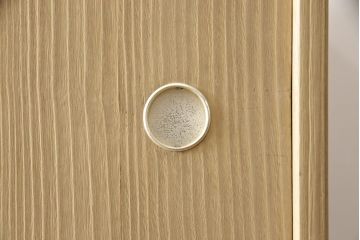 和製ビンテージ　美品　京都　宮崎家具　鍵座の五七の桐のデザインが可愛らしい桐箪笥(板盆付き、着物箪笥、衣装箪笥、桐たんす、和タンス、ヴィンテージ)(R-055741)