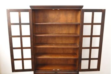 中古　北海道民芸家具　北海道民芸家具　和洋どちらのお部屋にも馴染むブックケース(本箱、収納棚、キャビネット、飾り棚)(R-055744)