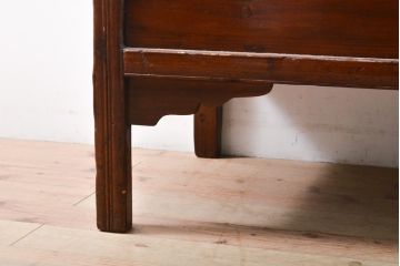 中古　高級品　極上　美品　凝ったつくりが美しい、本格的なアンティーク調李朝棚(アジアンキャビネット、朝鮮棚、李朝箪笥、収納棚)(R-055751)