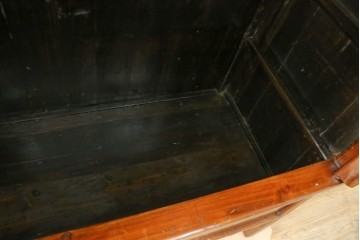 中古　高級品　極上　美品　凝ったつくりが美しい、本格的なアンティーク調李朝棚　(R-055751)