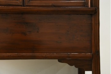 中古　高級品　極上　美品　凝ったつくりが美しい、本格的なアンティーク調李朝棚　(R-055751)