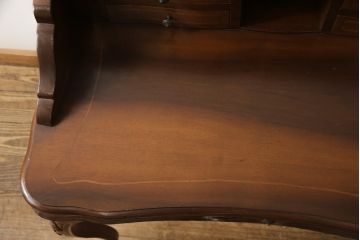 ビンテージ家具　マホガニー材　スラっと伸びる猫脚が優雅な雰囲気のデスク(ワークデスク、コンソールテーブル、ライティングデスク、机、在宅ワーク、在宅用ヴィンテージ)(R-055758)