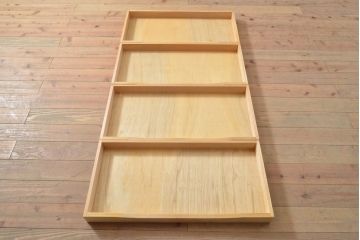 中古　美品　軽井沢彫り　衣装盆付き!　前面いっぱいに彫られた菖蒲が見事な和たんす(和箪笥、着物タンス、洋服たんす、引き出し、チェスト)(R-055763)