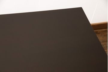 中古　美品　松本民芸家具　F型食卓　クラシカルな脚のデザインが目を引くダイニングテーブル(定価約25万円)(作業台、食卓)(R-055768)