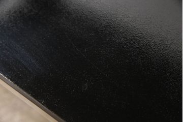 中古　モリシゲ(MORISHIGE/森繁)　漆絵　繊細な絵柄が上品な雰囲気を醸し出す和棚(飾り棚、戸棚、茶棚)(R-055773)