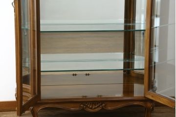 中古　超美品　DREXEL HERITAGE(ドレクセルヘリテイジ)取り扱い　アメリカ高級家具　KARGES(カーゲス)　キャビネット(定価約500万円)(キュリオケース、ガラスケース、飾り棚、収納棚)(R-055776)