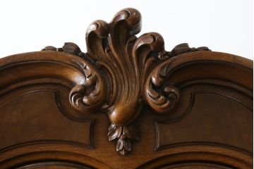 中古　超美品　DREXEL HERITAGE(ドレクセルヘリテイジ)取り扱い　アメリカ高級家具　KARGES(カーゲス)　キャビネット(定価約500万円)(キュリオケース、ガラスケース、飾り棚、収納棚)(R-055776)