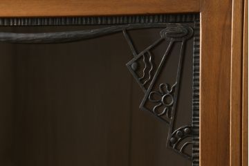 フランスアンティーク　チーク材　ローズウッド　美しい木目と飾り彫りが魅力的なキャビネット(ブックケース、本箱、飾り棚、戸棚、収納棚)(R-055777)