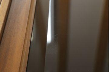 フランスアンティーク　チーク材　ローズウッド　美しい木目と飾り彫りが魅力的なキャビネット(ブックケース、本箱、飾り棚、戸棚、収納棚)(R-055777)