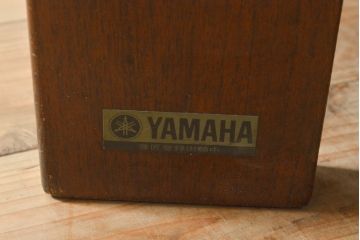 希少!　ビンテージ家具　YAMAHA(ヤマハ、山葉)　ナラ材と本革(レザー)の使い込まれた味わいを感じる3人掛けソファ(三人掛けソファ、3P、ヴィンテージ)(R-055779)