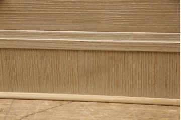 中古　国産　凛とした佇まいが美しい高級総桐箪笥(総桐たんす、着物箪笥、和たんす、胴丸)(R-055781)