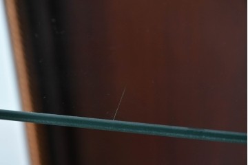 スペインヴィンテージ　最高級!　美術品のような真鍮飾りが美しいガラスキャビネット　(R-055782)