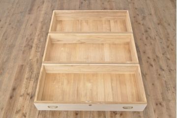 中古　リメイク　伝統工芸士・頓所芳男　品のある佇まいが美しい加茂桐箪笥・下段(胴厚)(総桐たんす、着物箪笥、衣装タンス、和タンス)(R-055784)