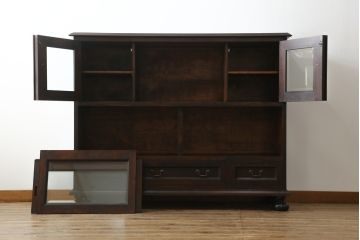 中古　美品　松本民芸家具　和モダンな雰囲気漂うC型サイドボード(食器棚、キャビネット、収納棚)(定価約84万円)(R-055802)