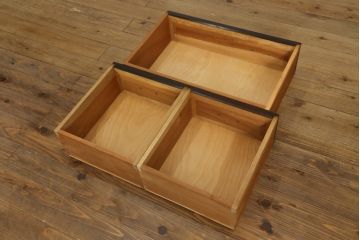 中古　美品　松本民芸家具　和モダンな雰囲気漂うC型サイドボード(食器棚、キャビネット、収納棚)(定価約84万円)(R-055802)