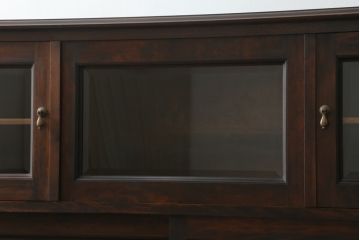 中古　美品　松本民芸家具　和モダンな雰囲気漂うC型サイドボード(食器棚、キャビネット、収納棚)(定価約84万円)(R-055802)
