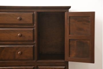 中古　美品　松本民芸家具　シックな佇まいが上質な空間づくりにぴったりなA型和タンス(引き出し、チェスト、整理箪笥)(定価約60万円)(R-055805)