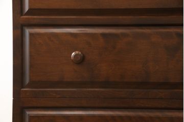 中古　美品　松本民芸家具　シックな佇まいが上質な空間づくりにぴったりなA型和タンス(引き出し、チェスト、整理箪笥)(定価約60万円)(R-055805)
