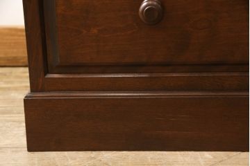 中古　美品　松本民芸家具　シックな佇まいが上質な空間づくりにぴったりなA型和タンス(引き出し、チェスト、整理箪笥)(定価約60万円)(R-055805)