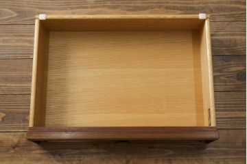 中古　美品　DREXEL HERITAGE(ドレクセルヘリテイジ)　FRANCESCA(フランチェスカ)シリーズ　ナイトテーブル(定価約38万円)(サイドテーブル、サイドキャビネット、収納棚)(R-055808)