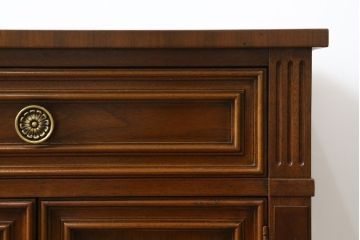 中古　美品　DREXEL HERITAGE(ドレクセルヘリテイジ)　FRANCESCA(フランチェスカ)シリーズ　ナイトテーブル(定価約38万円)(サイドテーブル、サイドキャビネット、収納棚)(R-055808)
