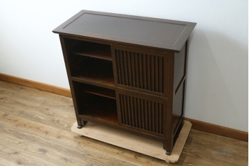 中古　松本民芸家具　A型舞良茶タンス　和モダンの空間づくりにも活躍する収納棚　(R-055817)