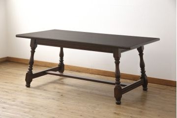 中古　松本民芸家具　F型食卓　クラシカルな脚のデザインが目を引くダイニングテーブル(定価約33万円)(作業台、食卓、ワークデスク、4人掛け、4P)(R-055820)