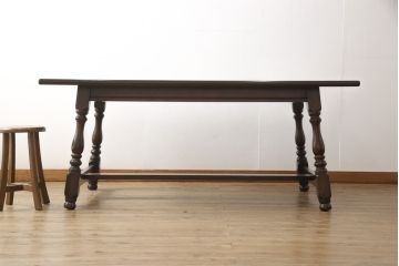 中古　松本民芸家具　F型食卓　クラシカルな脚のデザインが目を引くダイニングテーブル(定価約33万円)(作業台、食卓、ワークデスク、4人掛け、4P)(R-055820)