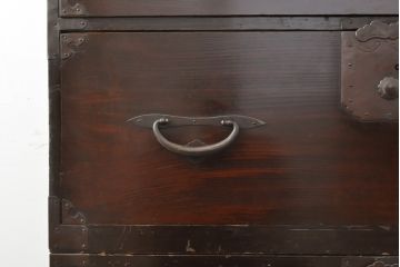 和製アンティーク　前面ケヤキ材　漆のきれいな二本松箪笥・上段(時代箪笥、和タンス、収納箪笥、引き出し)(R-055826)