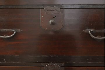 和製アンティーク　前面ケヤキ材　漆のきれいな二本松箪笥・上段(時代箪笥、和タンス、収納箪笥、引き出し)(R-055826)