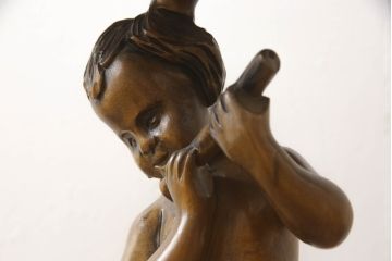 イギリスビンテージ　彫刻　天板から脚に至るまで凝ったつくりが魅力的な高級サイドテーブル(飾り台、花台、ヴィンテージ)(R-055832)