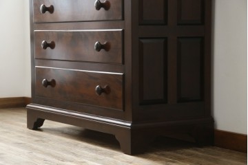 中古　美品　松本民芸家具　シックなインテリアと相性の良いE型チェスト　定価約50万円相当　(R-055834)