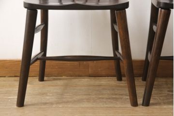 中古　美品　松本民芸家具　220F型　シックな佇まいが魅力的なチェア2脚セット(ダイニングチェア、板座チェア、椅子)(R-055841)