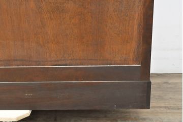 中古　松本民芸家具　和モダンな佇まいが美しいG-III型面取り食器棚(収納棚、戸棚、キャビネット、カップボード)(定価約83万円)(R-055850)