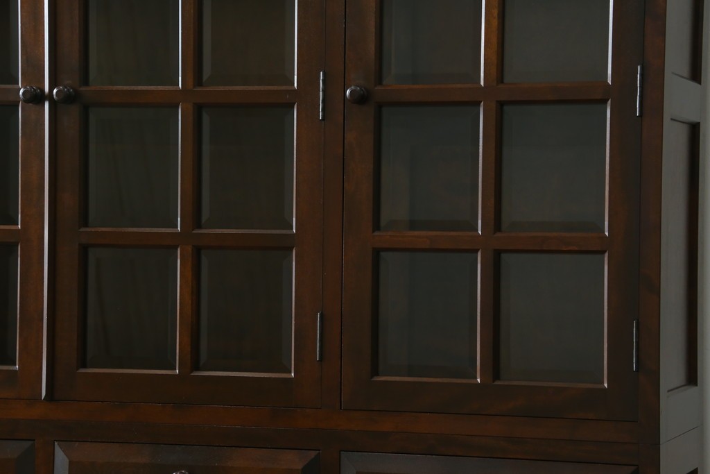 【SY様ご決済用】中古　松本民芸家具　和モダンな佇まいが美しいG-III型面取り食器棚　定価約83万円　(R-055850)