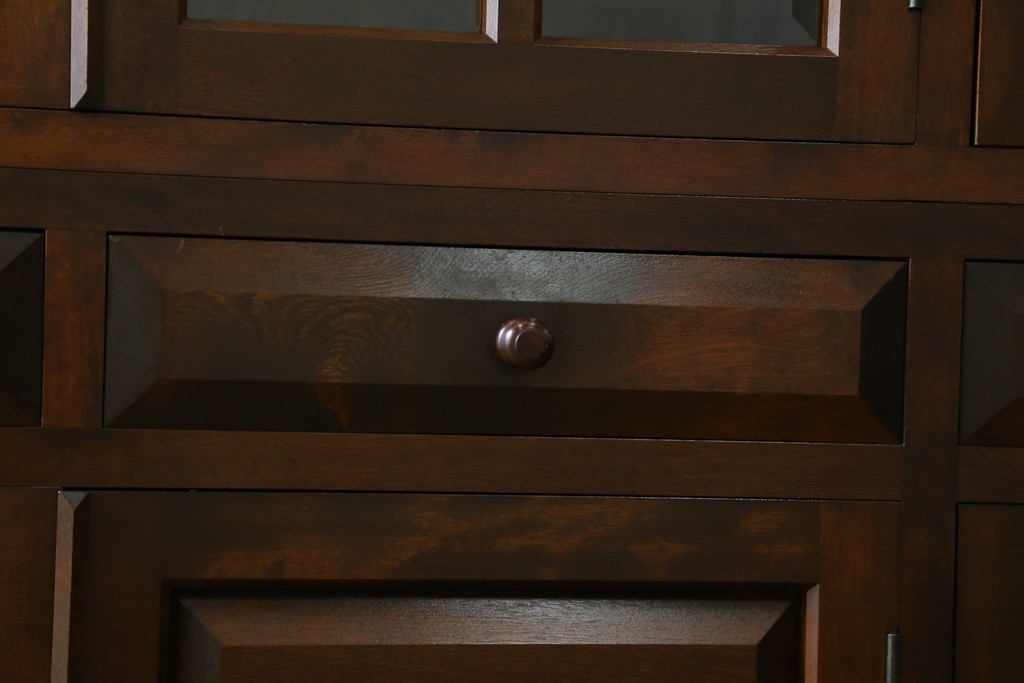 【SY様ご決済用】中古　松本民芸家具　和モダンな佇まいが美しいG-III型面取り食器棚　定価約83万円　(R-055850)