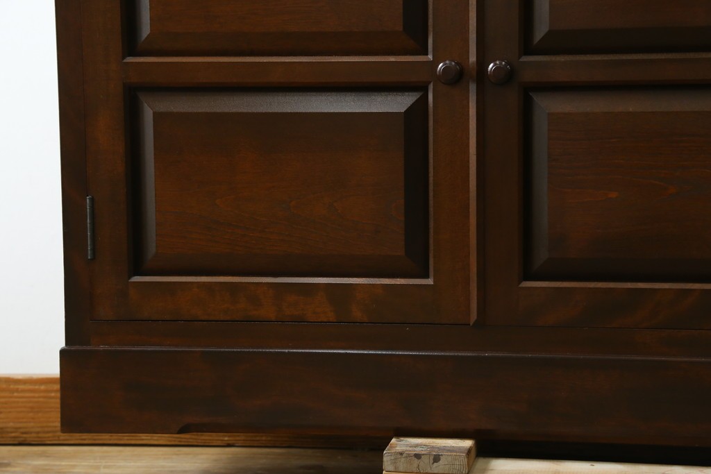 【SY様ご決済用】中古　松本民芸家具　和モダンな佇まいが美しいG-III型面取り食器棚　定価約83万円　(R-055850)